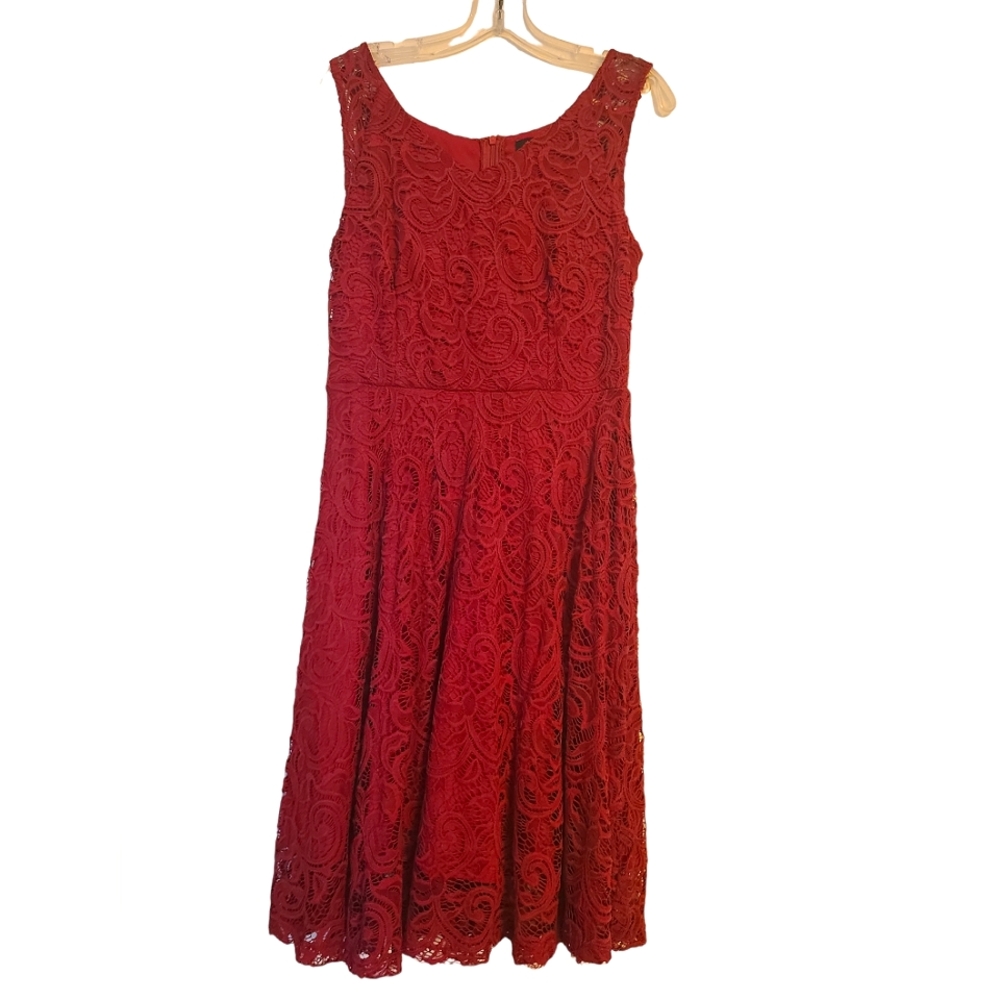 DressyStar Red Lace Dress A-Line Circle Skirt Flattering Midi Sleeveless Summer